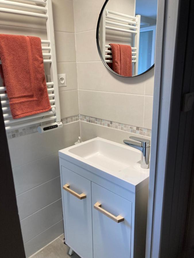 Chez Elise Et Jean Yves Villa Job Екстериор снимка